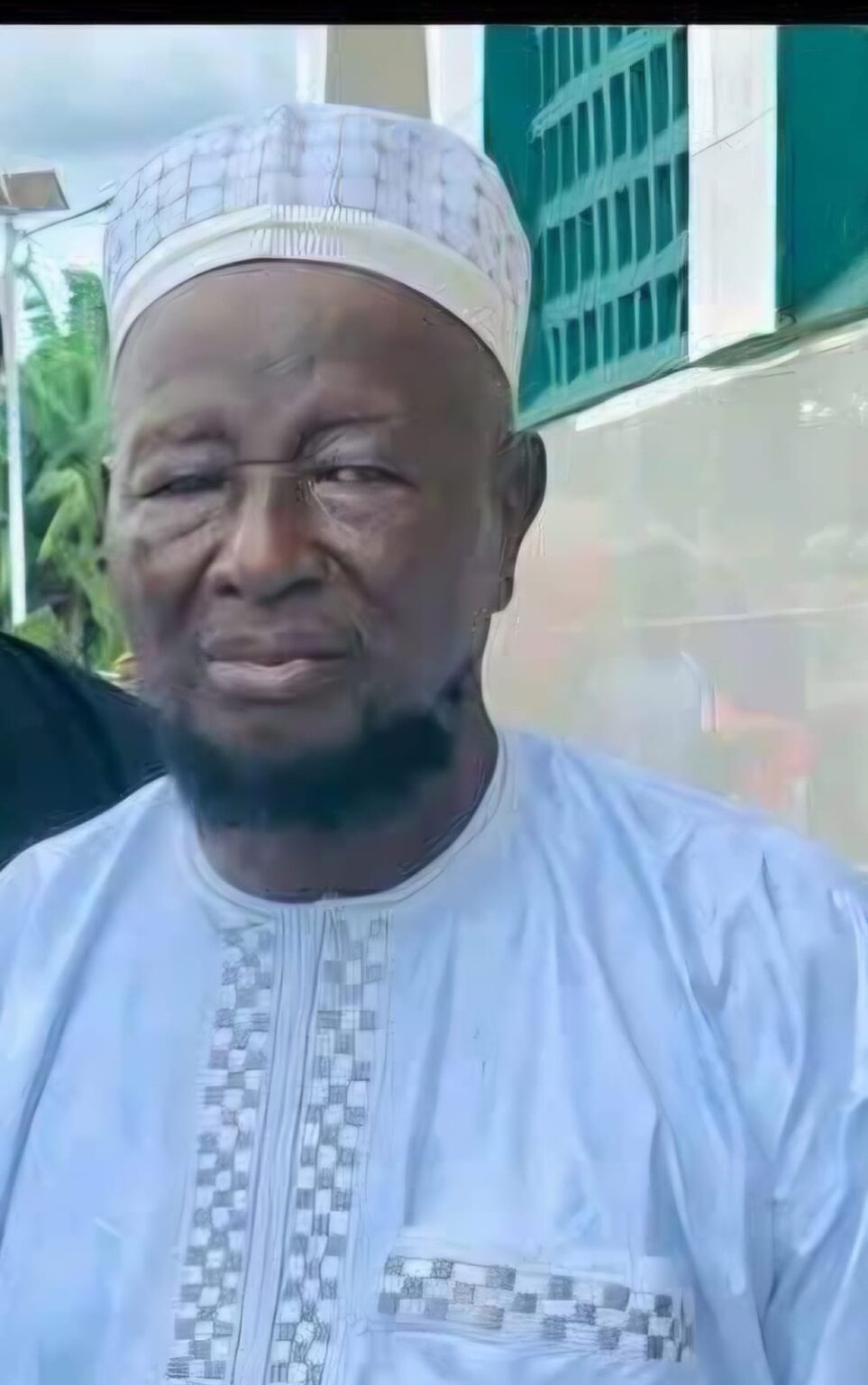 Former President Weah Consoles Grand Mufti Abass Kanneh’s Family, Muslim Community