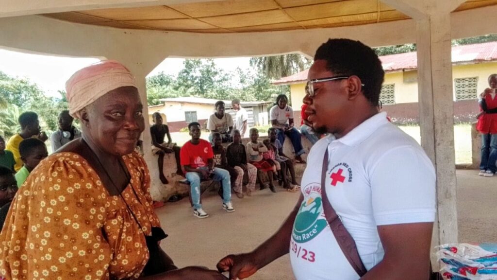 LNRCS Bong Chapter Supports Rainbow Town Orphanage with Relief Items